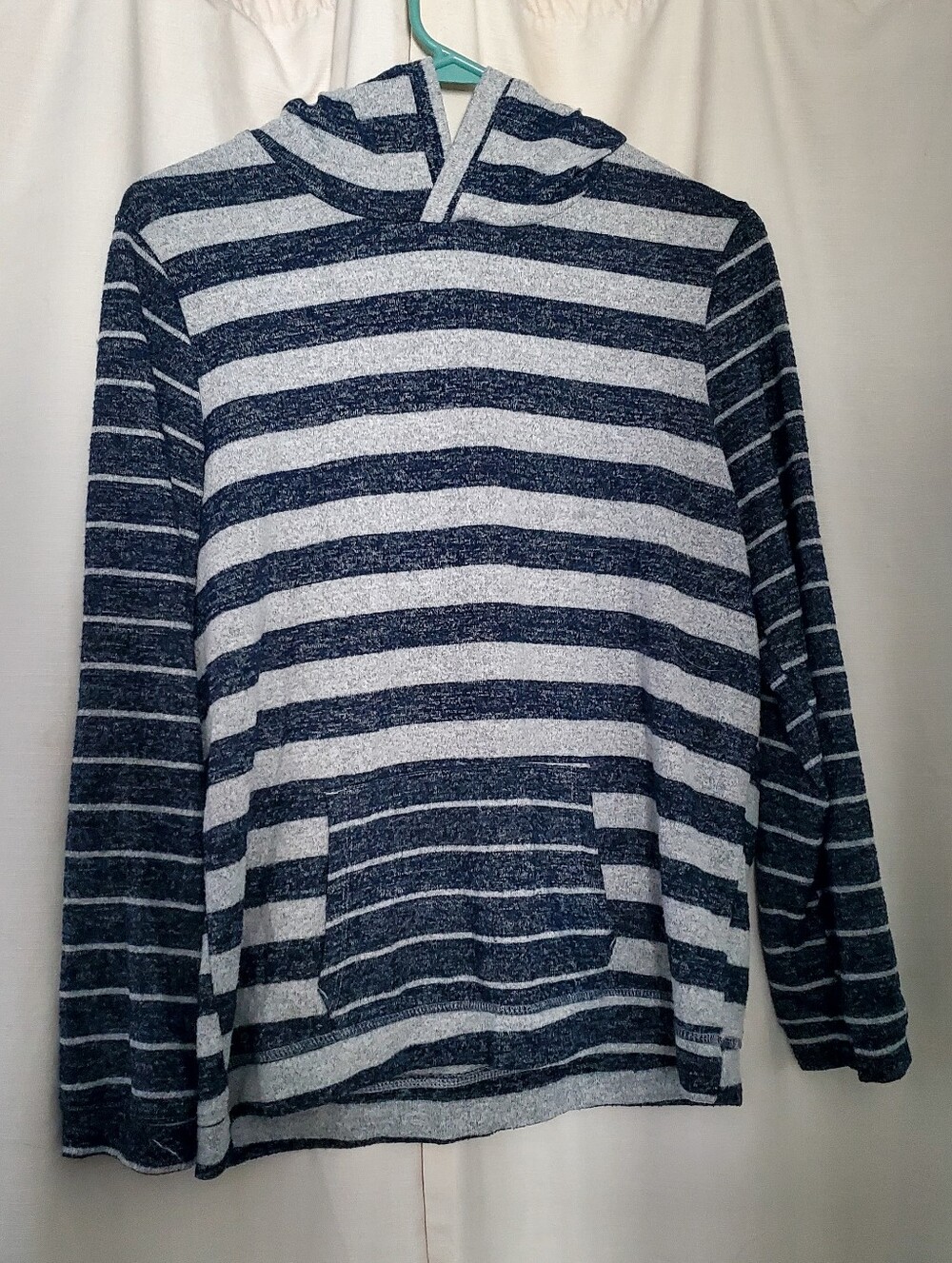 Men's Gray & Blue Striped Light Wight Hoodie